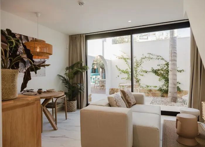 Miflow & 4* Miami Playa